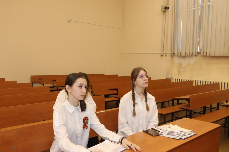 ПОЗДРАВЛЯЕМ!.